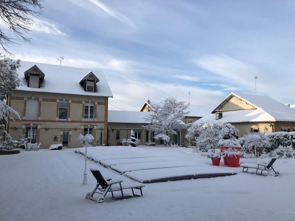 Le Jardin De Fresnes Bed & Breakfast エクステリア 写真